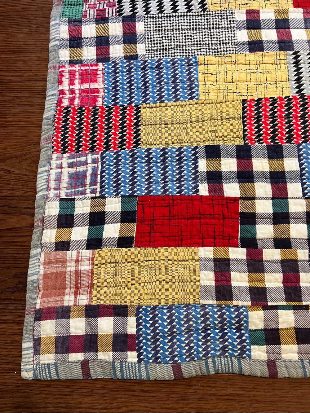 Colorful Patchwork Quilted Throw - Multicolor - Picture 2 of 5